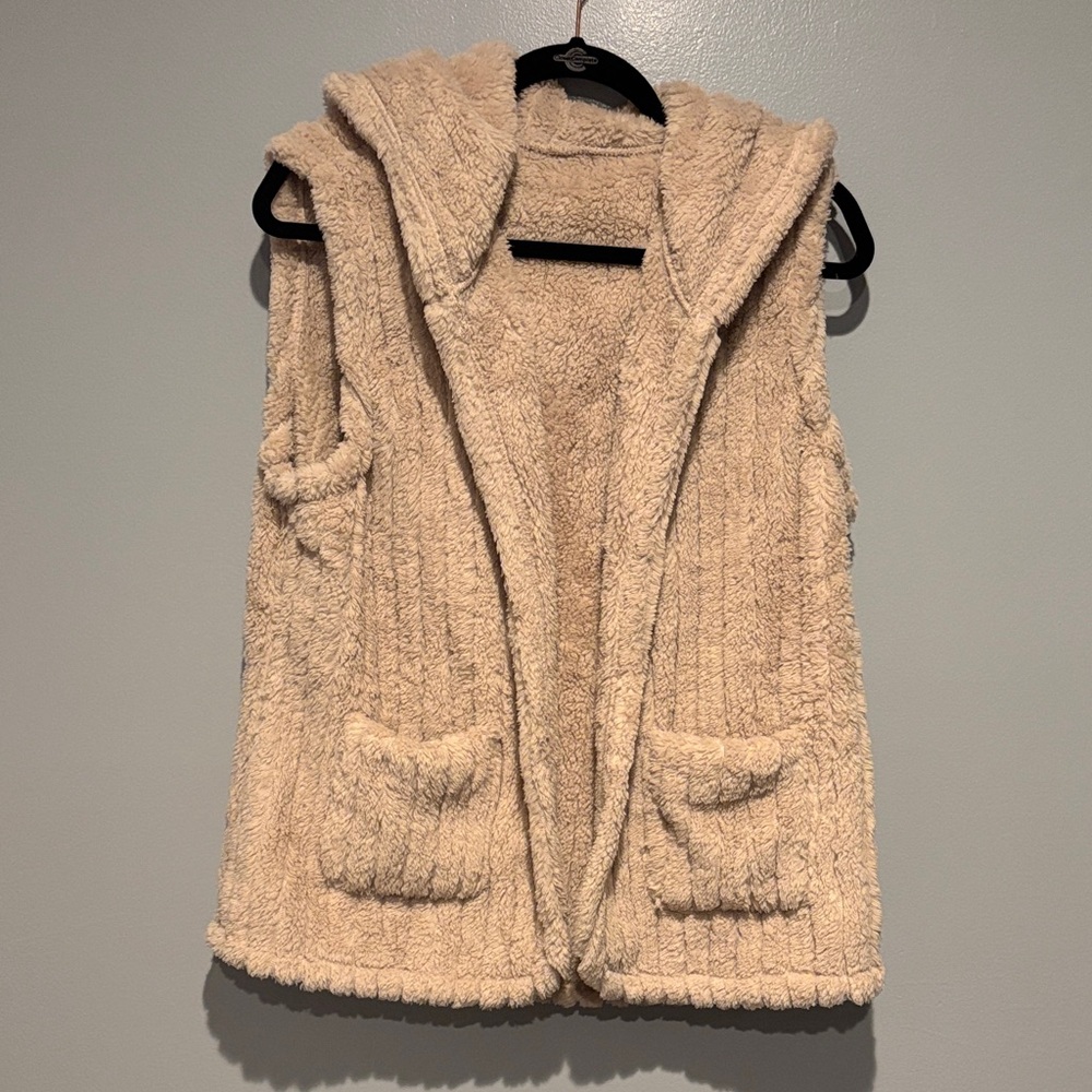 Cozy Cream Hooded Sweater Vest